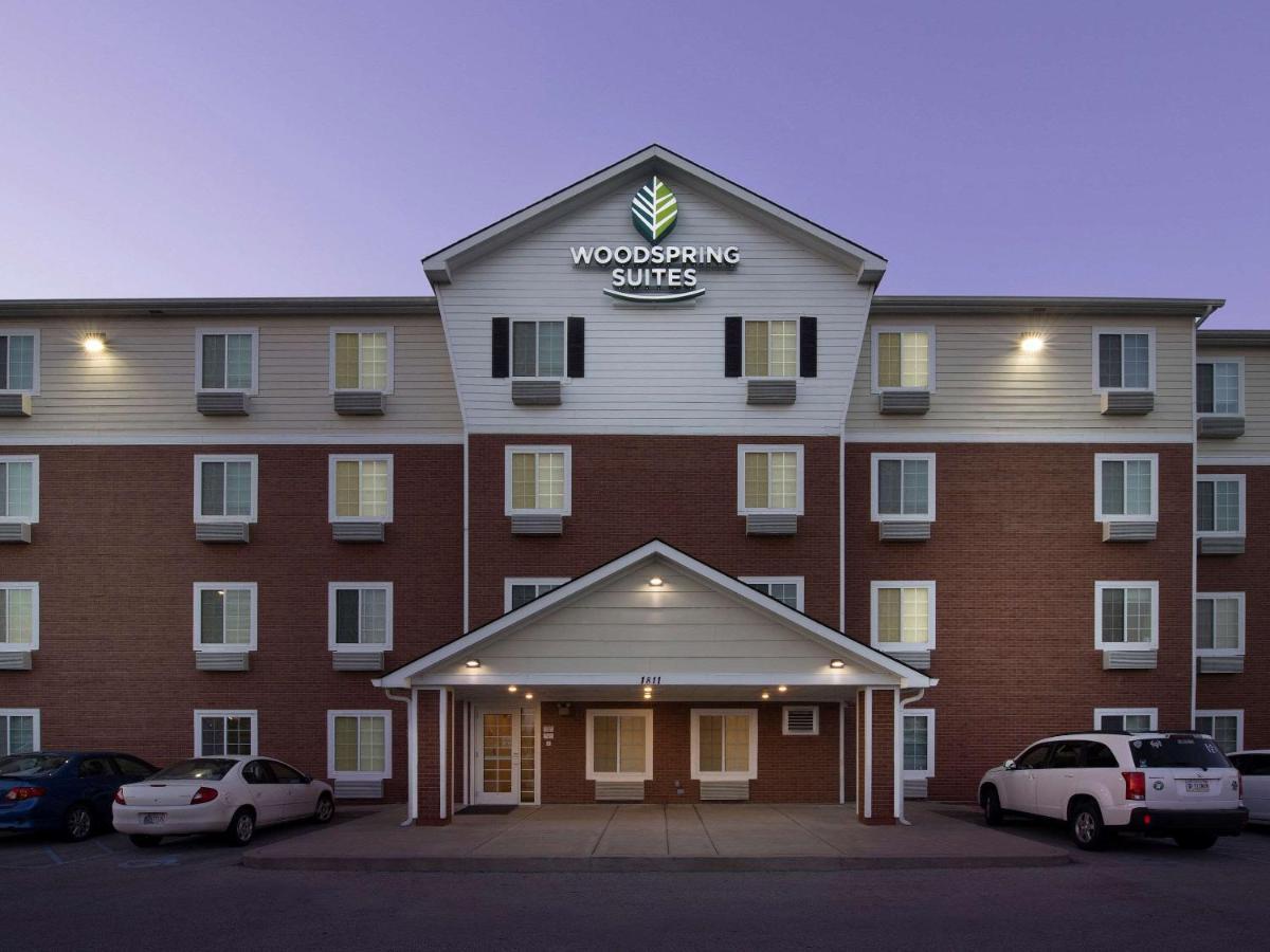 Woodspring Suites Louisville Clarksville Exteriér fotografie