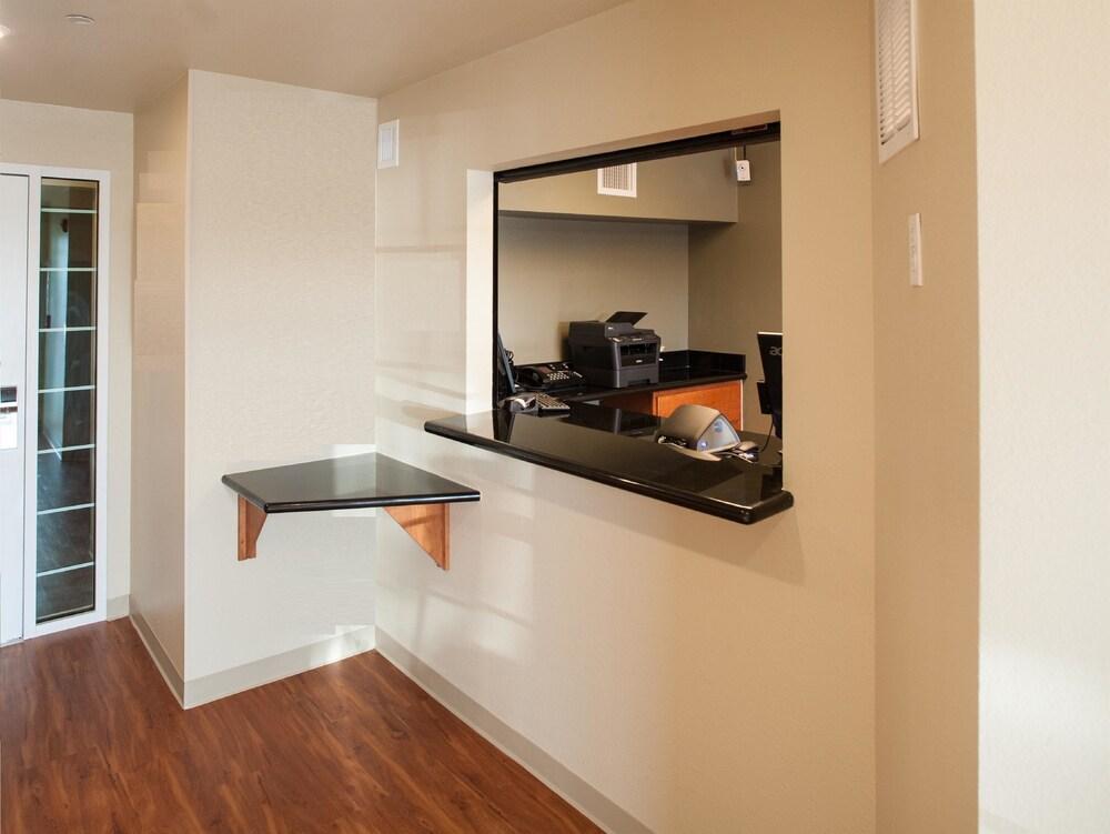 Woodspring Suites Louisville Clarksville Exteriér fotografie